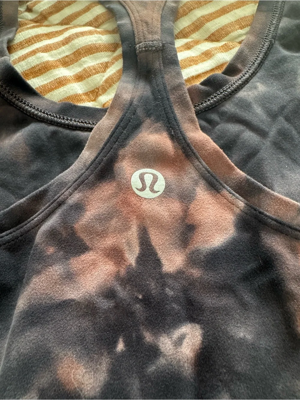 Lululemon Tie-Dye Tank Top 🖤